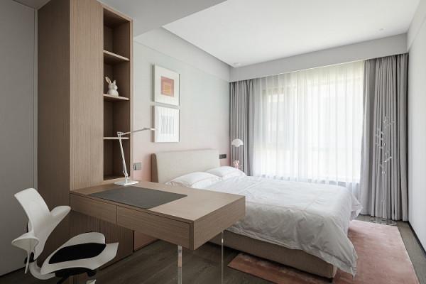 220平大戶型，客廳設計太高階，孩子上學享舒適，大人生活有品質