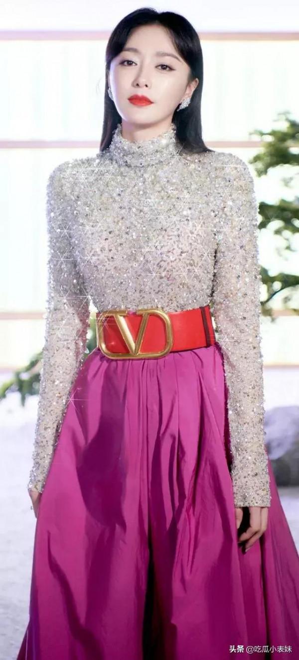 秦嵐，高雅迷人，氣質出眾，不知誰有福氣能娶到她