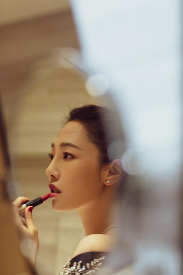 白百何今日亮相北京國際電影節開幕式紅毯 白百何今日亮相北京國際電影節開幕式紅毯