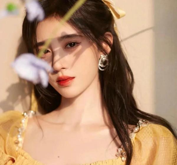 黃色系的鞠婧禕 黃色系的鞠婧禕