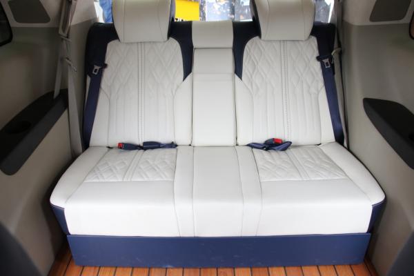 老款別克GL8胖頭魚商務車改裝，老款也有驚喜的效果！