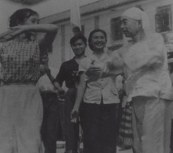 護士孟錦雲想讓主席介紹自己入黨，毛澤東嚴肅回覆：我同意不算數