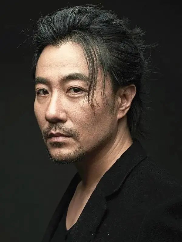 這樣的臉，你還認得出當年的清秀小生麼？