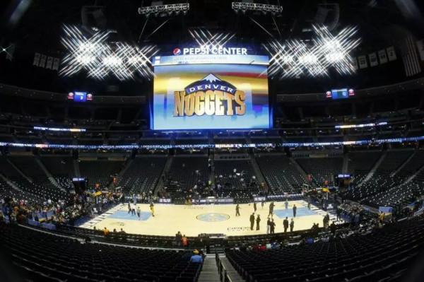 NBA六大魔鬼主場：紅衣主教在地板上做手腳，一隊讓禪師戴上耳塞