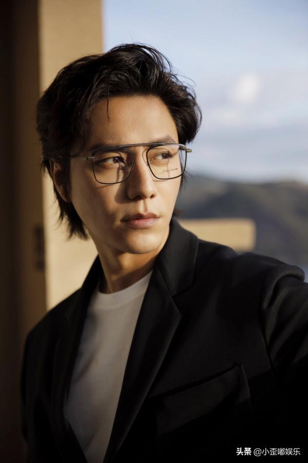 這三位男演員天生一張“花心臉”,痞帥不油膩,不用耍酷就很迷人 這三位男演員天生一張“花心臉”,痞帥不油膩,不用耍酷就很迷人