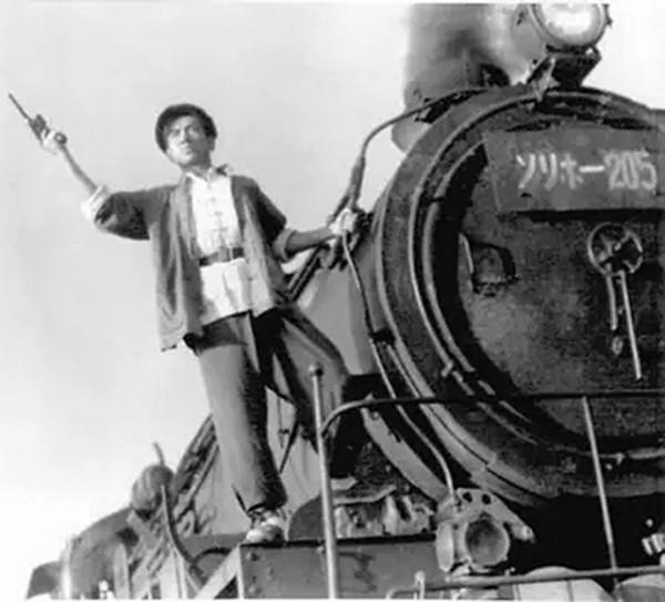 “鐵道游擊隊”隊長的原型是誰，建國後授什麼軍銜，最終結局如何