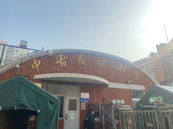 直降百萬，月壇跌落神壇？