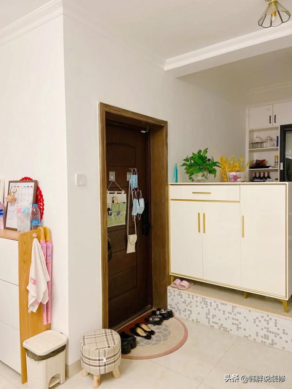 終於入住新家了，全屋不造型，天花板只做石膏線，溫馨又舒適