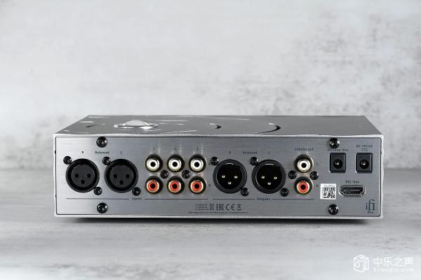 iFi Pro iCAN Signature：膽石兼備耳放加前級