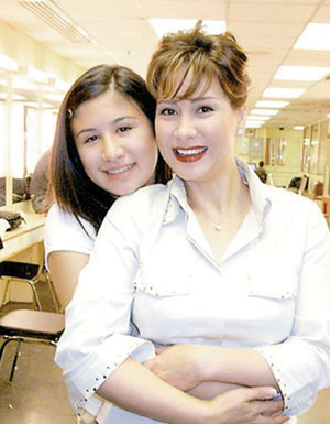 1983年,傅聲遇詭異車禍身亡,甄妮為其生女守寡至今,他憑什麼? 1983年,傅聲遇詭異車禍身亡,甄妮為其生女守寡至今,他憑什麼?