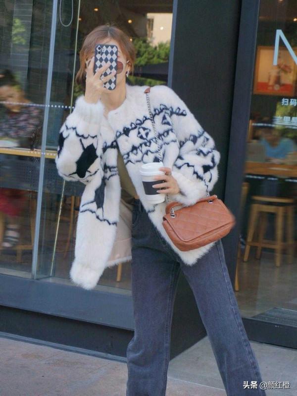 冬天不知道穿什麼？不妨試試這些休閒風穿搭，簡約隨性又溫柔