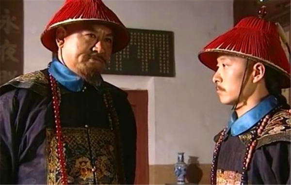 王輔臣既然跟著吳三桂反清為何後來卻投降了？投降後為何又自盡？