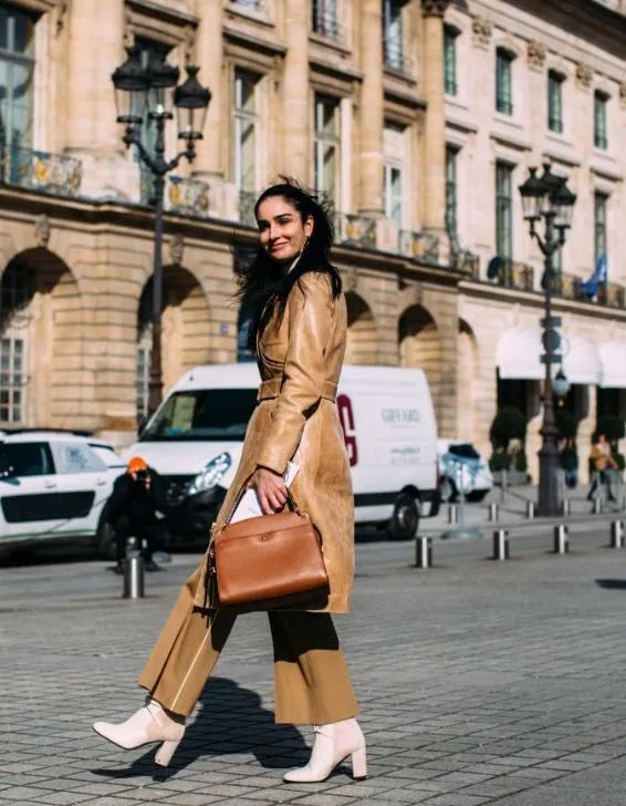 大衣和包包,怎麼搭配更好看? 大衣和包包,怎麼搭配更好看?