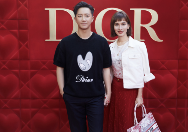 盧靖姍零點為38歲韓庚慶生，甜喊&OpenCurlyDoubleQuote;寶貝老公&rdquo;，互相示愛文案優美