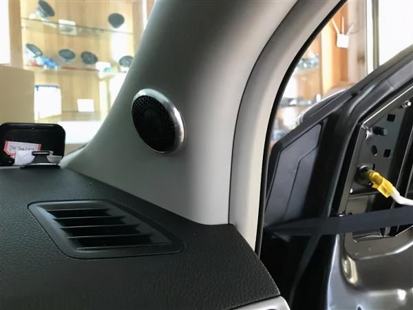 日產軒逸音響改裝詩芬尼S62兩分頻,原車僅4個喇叭怎夠聽? 日產軒逸音響改裝詩芬尼S62兩分頻,原車僅4個喇叭怎夠聽?