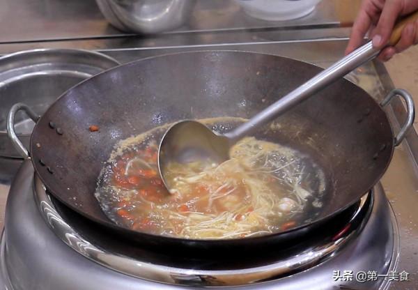 一把金針菇,一把蝦仁,廚師長教你燉鮮湯,清淡營養,老少皆宜 一把金針菇,一把蝦仁,廚師長教你燉鮮湯,清淡營養,老少皆宜