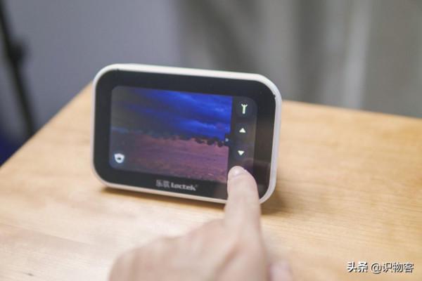 向我的桌搭邁出的第一步——樂歌AI智慧電動升降桌體驗 向我的桌搭邁出的第一步——樂歌AI智慧電動升降桌體驗