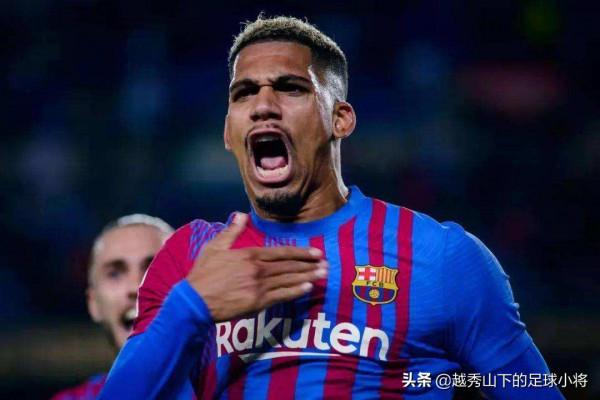 三訊息：曼聯挖歐聯杯冠軍名帥 巴薩新隊長浮現 多特追2人替哈蘭德