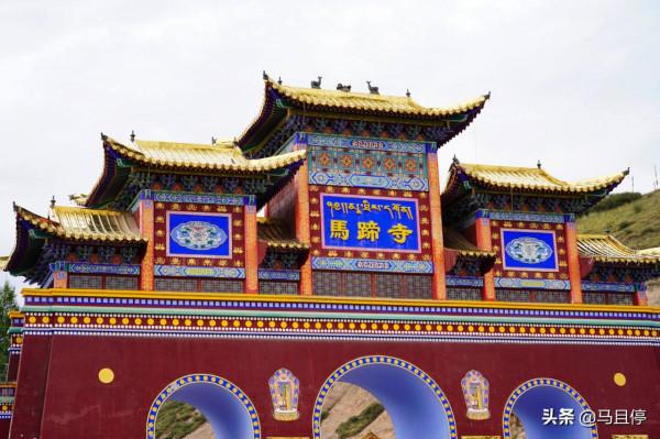 張掖有座千年石窟,憑一塊馬蹄成名,還藏著中國罕見的高肉塑飛天 張掖有座千年石窟,憑一塊馬蹄成名,還藏著中國罕見的高肉塑飛天