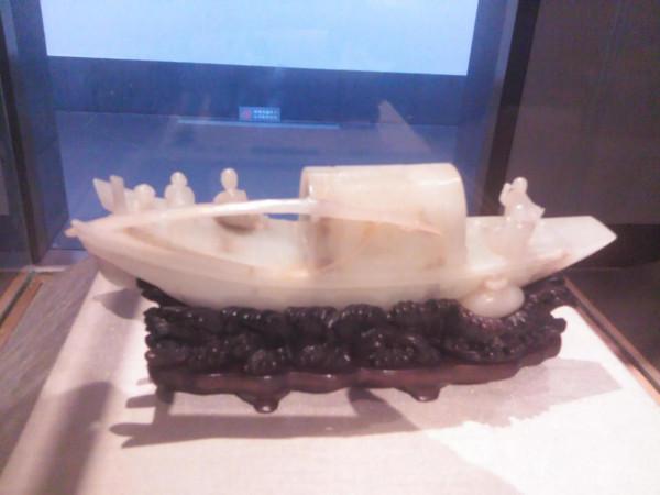 等待千年，只為再次綻放 : 記錄蘇州博物館精品瓷器