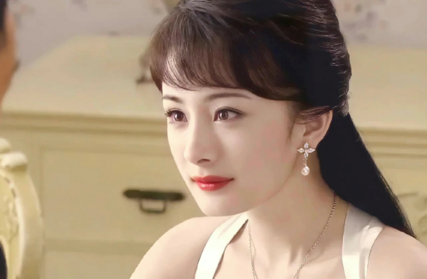 眉形多重要？畫對了楊冪純欲倪妮嫵媚，畫不對，劉亦菲變蠟筆小新