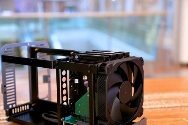 NAS折騰千萬遍,選購機箱還是看喬思伯N1 NAS折騰千萬遍,選購機箱還是看喬思伯N1