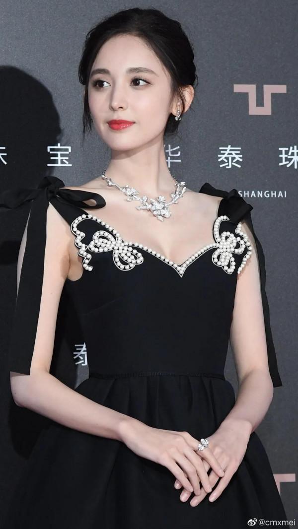 古力娜扎～美目盼兮 瑰姿豔逸