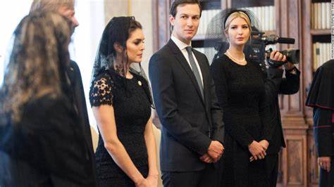 特朗普是顏控,27歲最美助理曾是模特,離職後,年薪高達700萬 特朗普是顏控,27歲最美助理曾是模特,離職後,年薪高達700萬