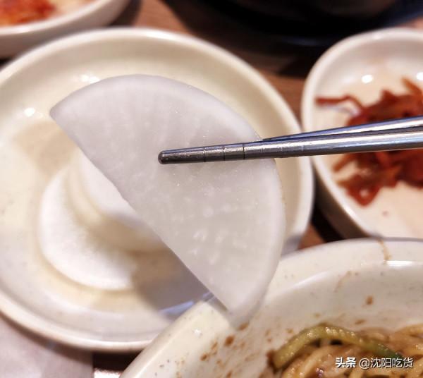 距離西塔很遙遠的紫菜包飯，不是一般的難吃