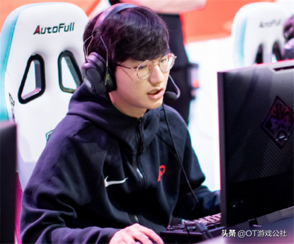 小花生盛讚LPL：盡情嘗試各種操作，LCK最放鬆的時候也比不上LPL