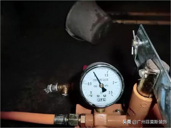 菲莫斯裝飾每一個工地都是標杆工程,注重細節才能成就別墅品質 菲莫斯裝飾每一個工地都是標杆工程,注重細節才能成就別墅品質