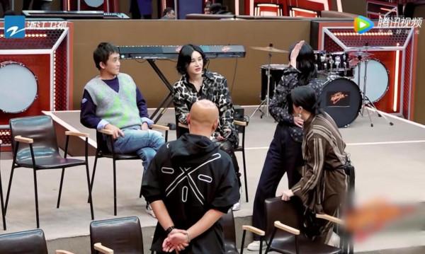張碧晨的&OpenCurlyDoubleQuote;清醒&rdquo;讓三個隊很體面，張楚的&OpenCurlyDoubleQuote;迷糊&rdquo;讓李玉剛很尷尬
