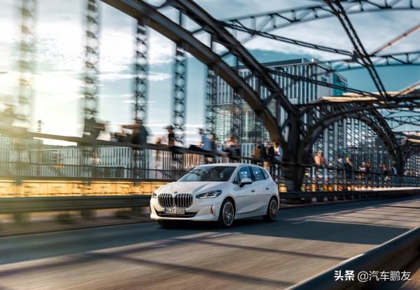 寶馬大鼻子出現車傳車，這次是2系Active Tourer