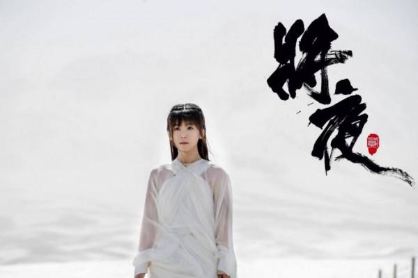 “清純校花”宋伊人：出道多年不溫不火，如今被傳背後有人撐腰