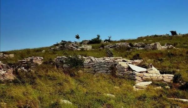 登上臥牛山寨，探秘千年古山寨風采