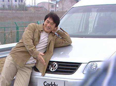 成龍大哥除了管教不好兒子，也就是代言哪個品牌哪個品牌死了