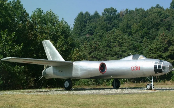 我國八種常見退役飛機 我國八種常見退役飛機