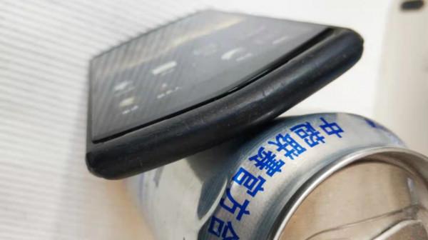 用珠穆朗瑪做名稱，體驗國產二手8848手機，看似高階實際普通