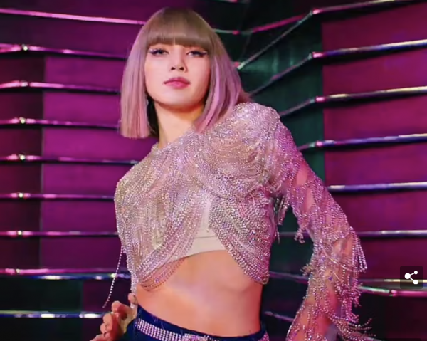 24歲的Lisa確診感染新冠病毒！其它三人目前正在等待結果