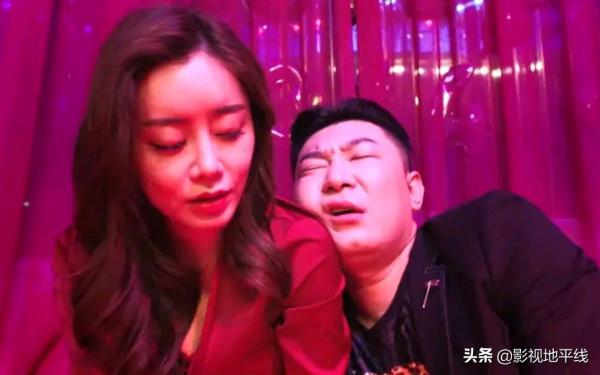 趙本山徒弟演的《澡堂也瘋狂》，在三俗邊緣試探，東北真是這樣？