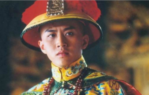 順治只活了23歲，並且只寵愛董鄂妃，那他14個孩子都是誰生的？