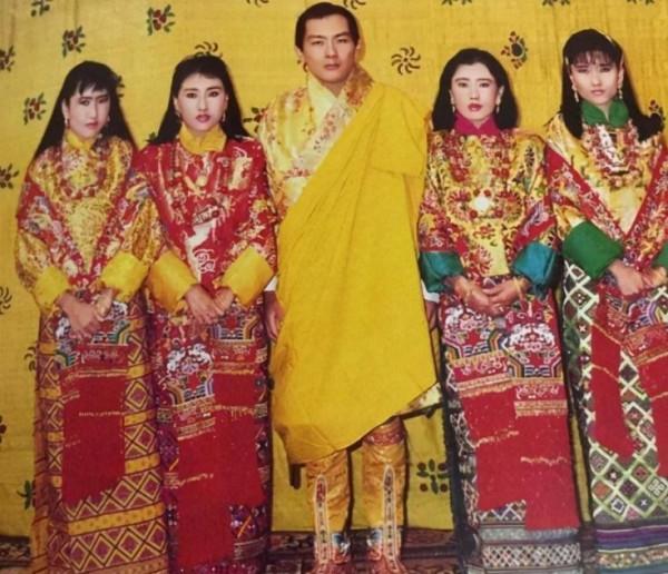 不丹王室的5位公主：雪山之水滋養美貌，個個鳳眼迷人一笑百媚生