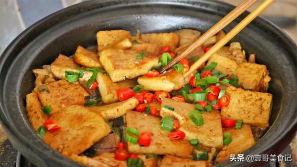 天冷了，全家人最愛的一鍋燉，營養開胃又解饞，吃著暖心又暖胃