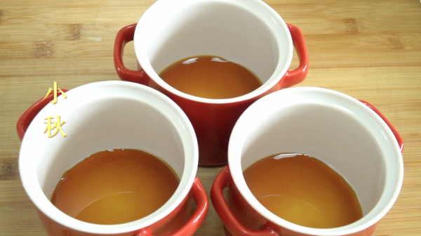 焦糖布丁,牛奶和雞蛋的完美組合,孩子點名要吃,無任何新增 焦糖布丁,牛奶和雞蛋的完美組合,孩子點名要吃,無任何新增