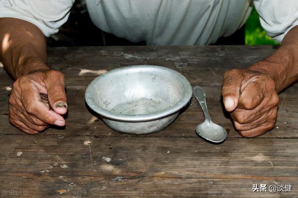 65歲後少吃肉,意味著什麼?3個危害要有數,飲食上做好4點更健康 65歲後少吃肉,意味著什麼?3個危害要有數,飲食上做好4點更健康