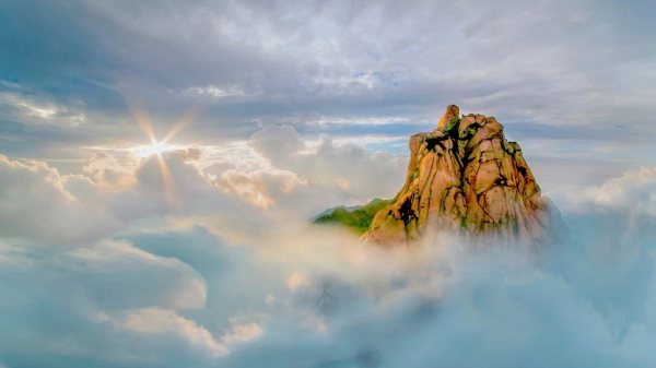 安九高鐵正式通車!你與大美天柱山,只有“一票之遙” 安九高鐵正式通車!你與大美天柱山,只有“一票之遙”