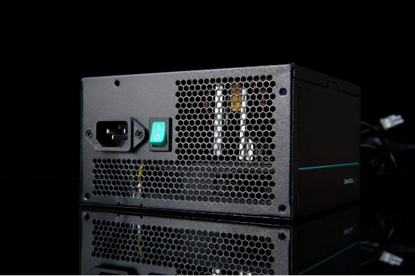 入門新生軍，九州風神PM500D金牌電源拆解評測