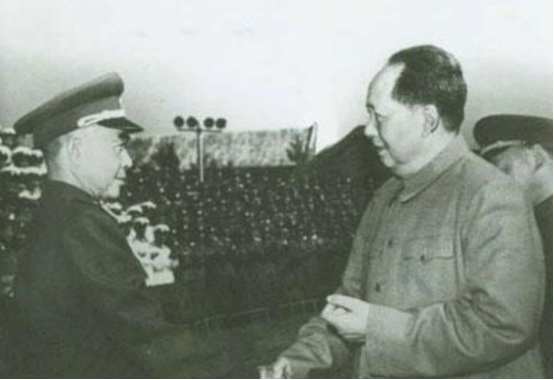 59年毛澤東約談黃克誠,閒聊中提到林彪:難道四平保衛戰打錯了? 59年毛澤東約談黃克誠,閒聊中提到林彪:難道四平保衛戰打錯了?