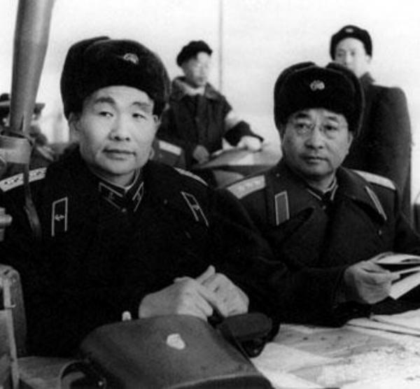 毛主席作報告，陳賡卻突然衝上臺，原因讓料事如神的主席也想不到