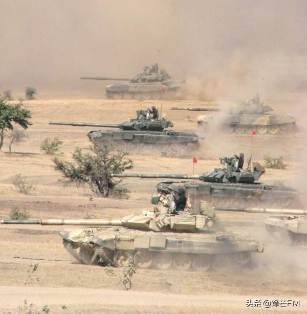 3800輛與2900輛,中印三代坦克對比,不僅僅是規模有優勢 3800輛與2900輛,中印三代坦克對比,不僅僅是規模有優勢